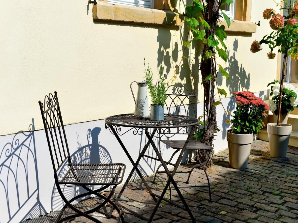 Gaestehaus & Weingut Gehrig Weisenheim am Sand Exteriör bild