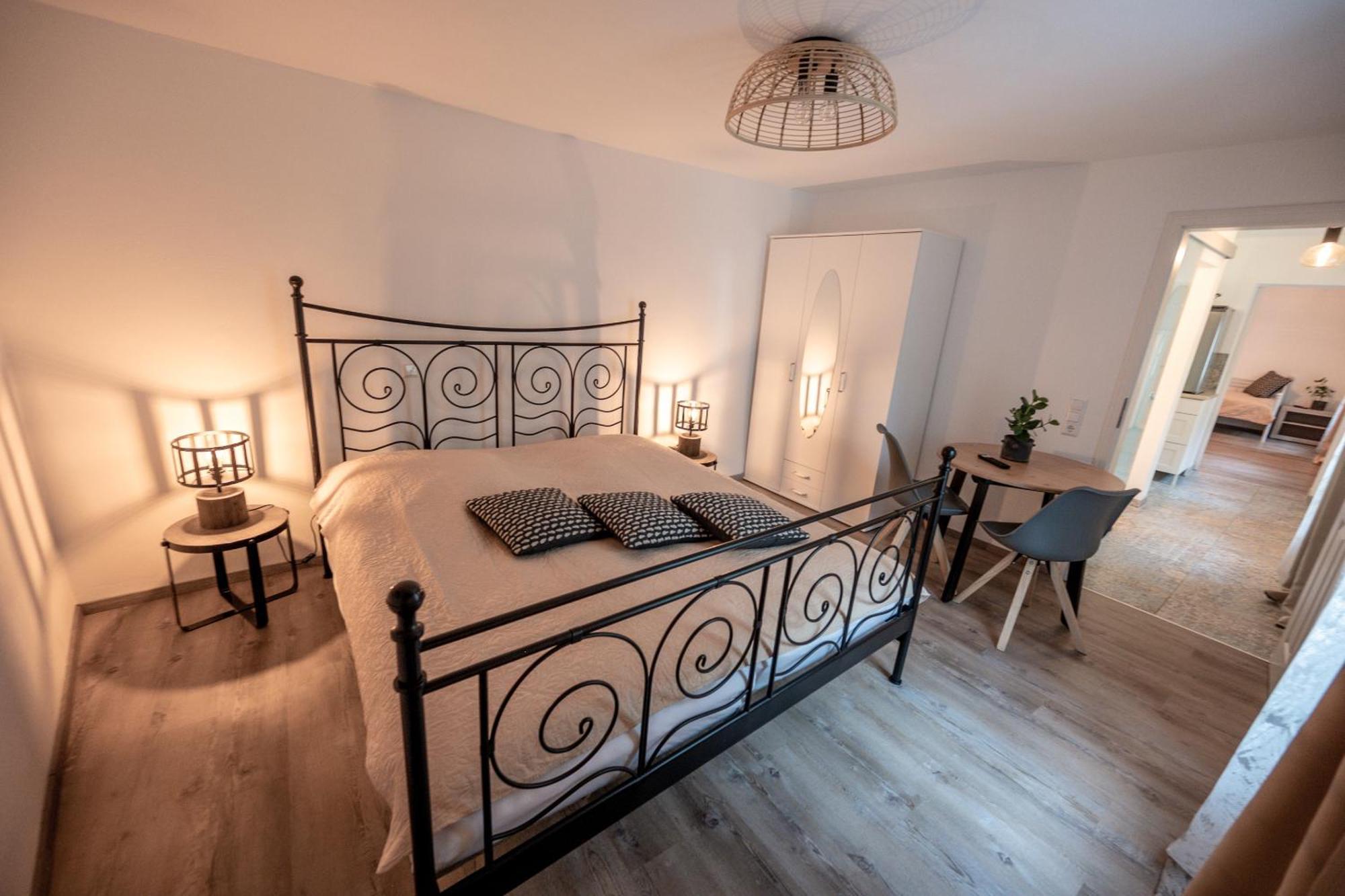 Gaestehaus & Weingut Gehrig Weisenheim am Sand Rum bild